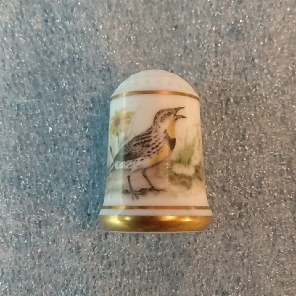 Franklin Porcelain 1979 Thimble Birds Flowers Western Meadowlark Sturnella